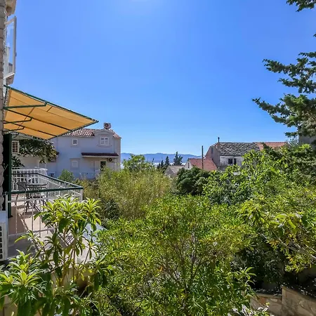 Brane Appartement Bol